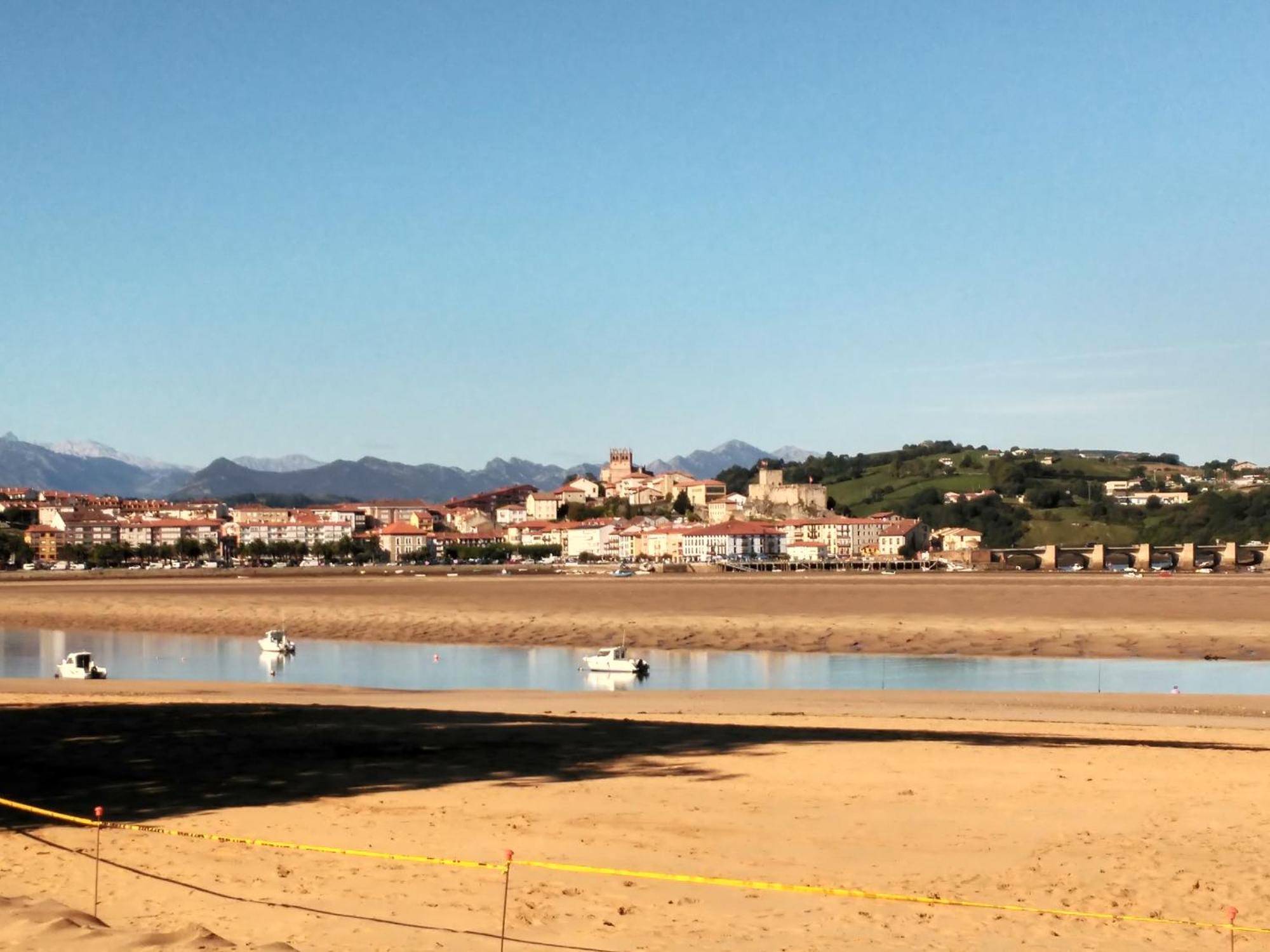 Apartamento A 30 Metros De La Playa Apartment San Vicente De La Barquera Luaran gambar